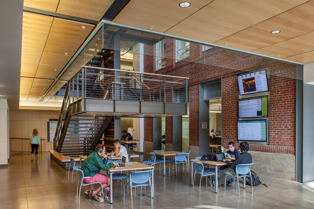 UO Allen Hall School of Journalism and Communication Woofter Bolch